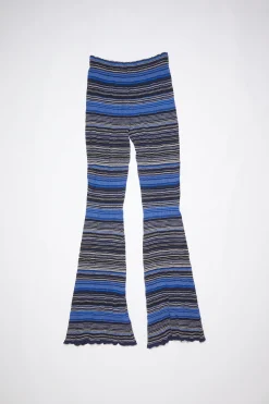 Ausgestellte Hose Aus Rippstrick