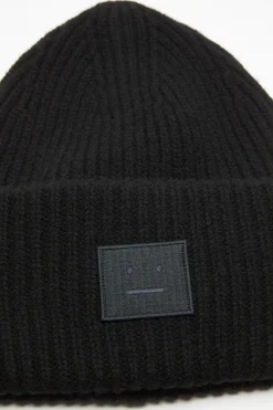 Beanie Mit Grosem Face-Logo