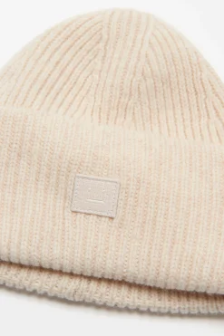 Beanie Mit Kleinem Face-Logo