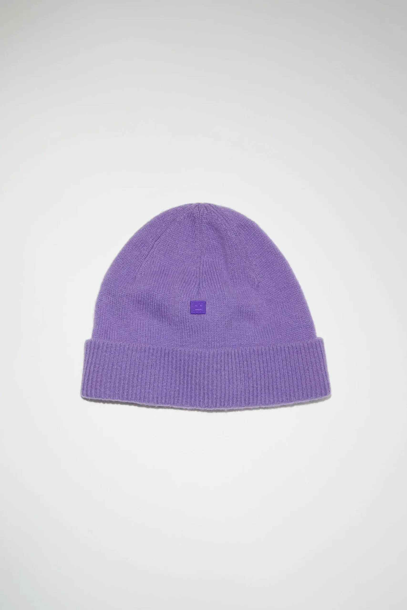 Beanie Mit Micro-Face-Aufnaher