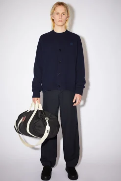 Cardigan Mit V-Ausschnitt