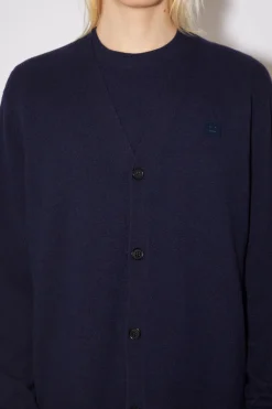 Cardigan Mit V-Ausschnitt