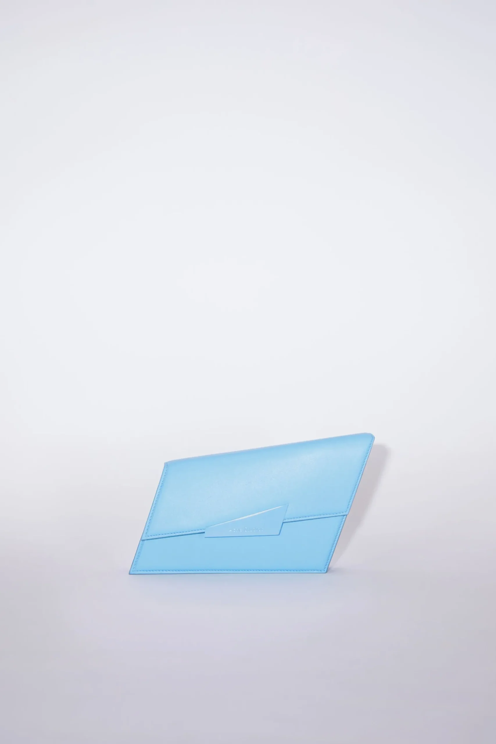 Deformierte Micro-Tasche