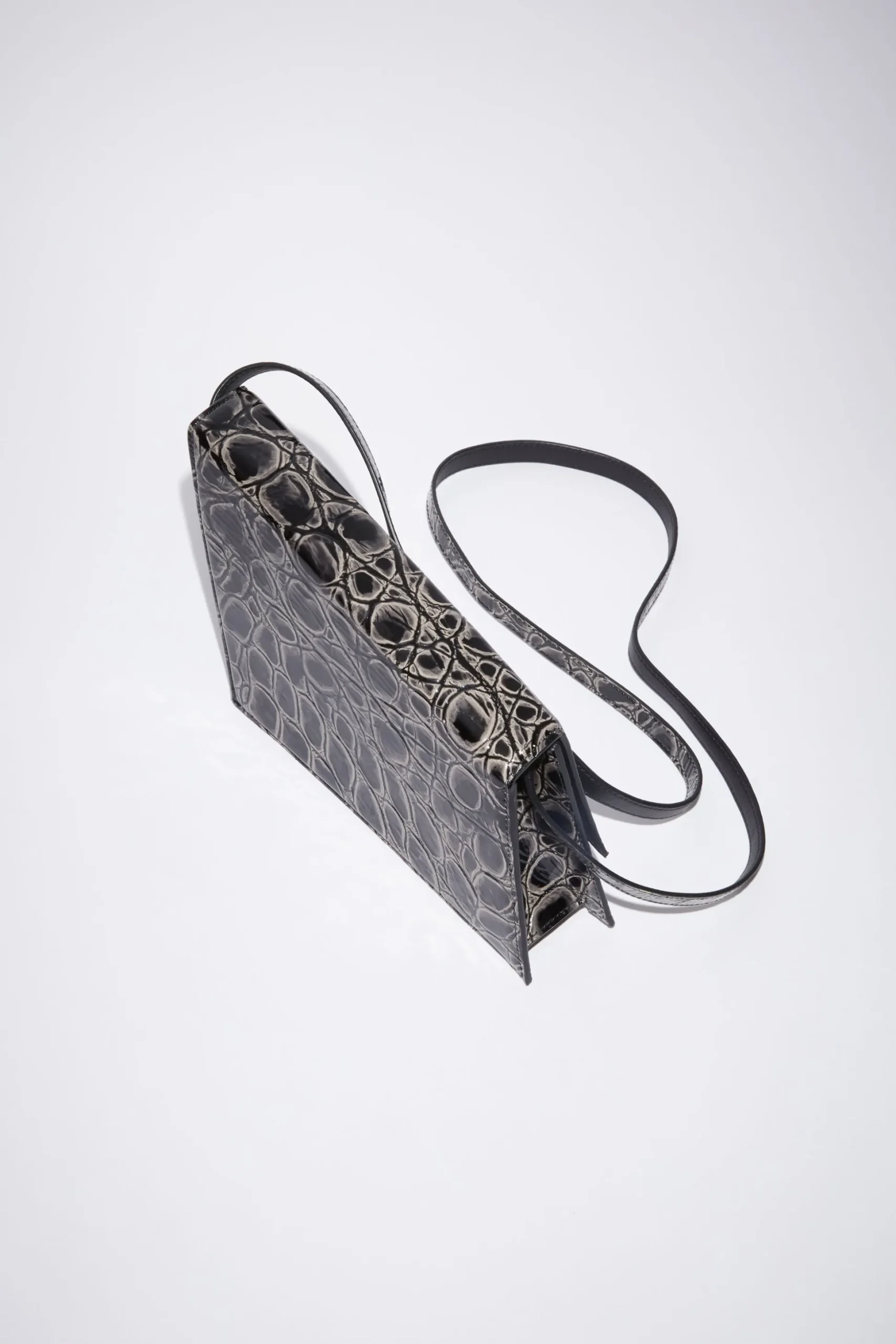 Deformierte Micro-Tasche