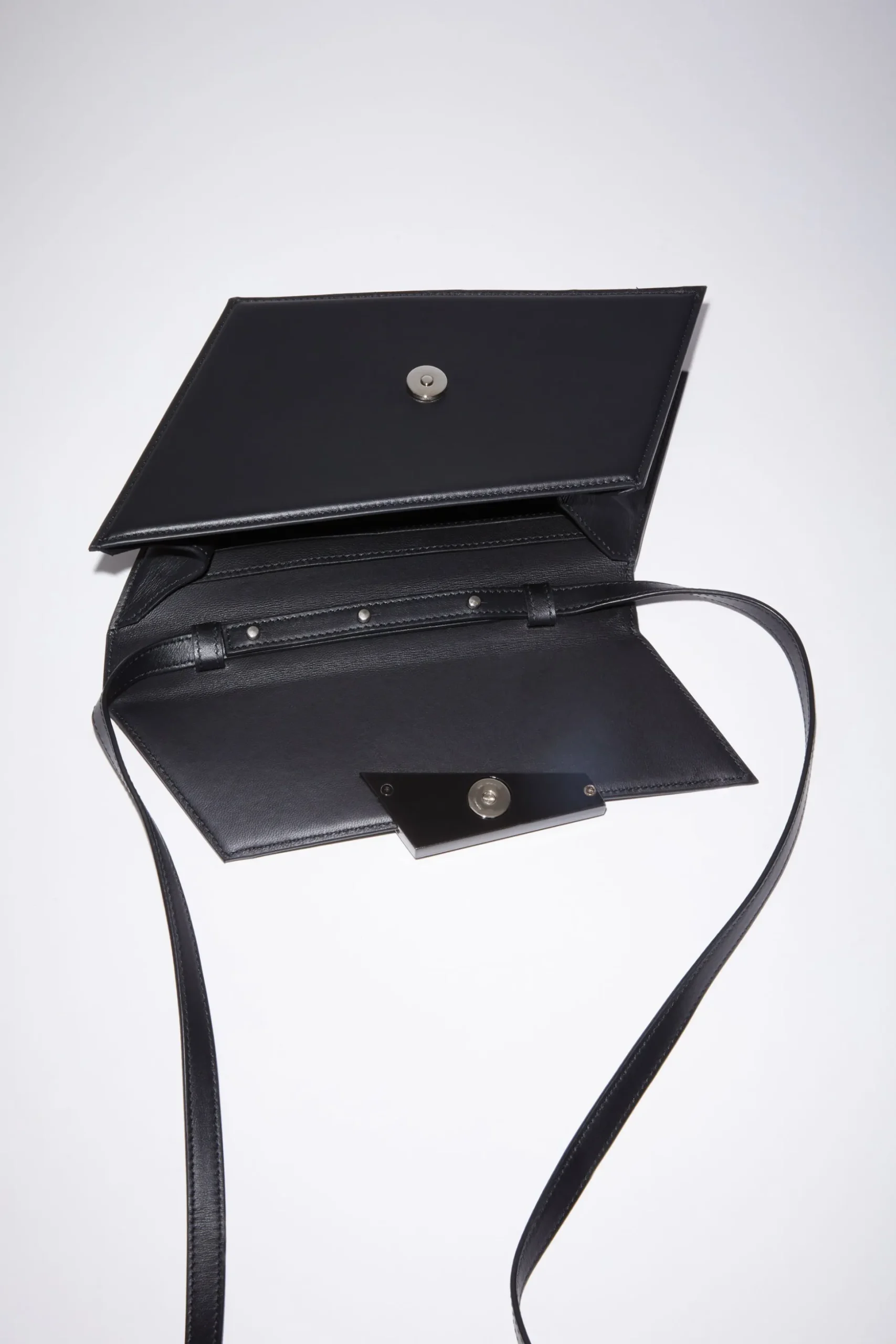 Deformierte Micro-Tasche