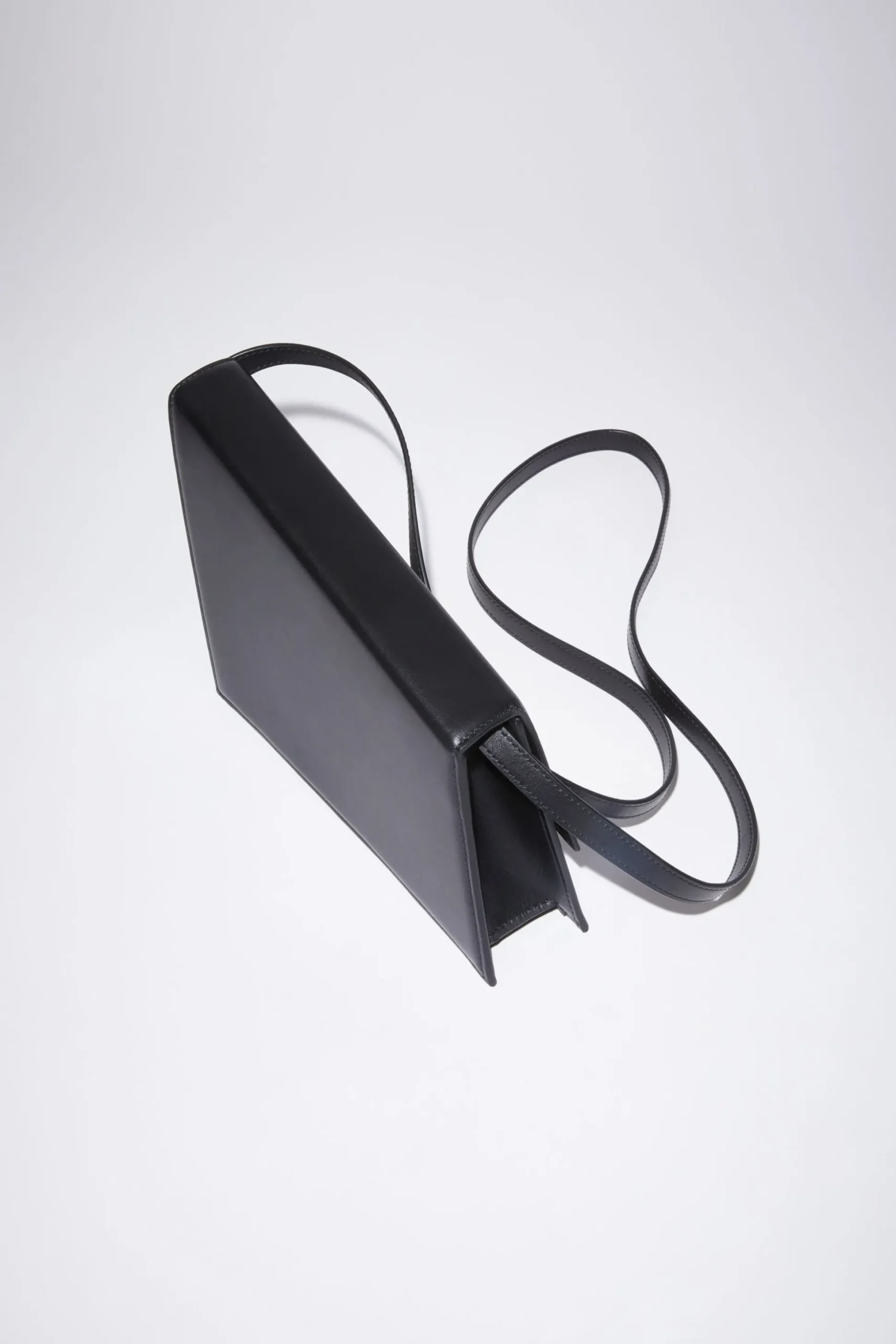 Deformierte Micro-Tasche