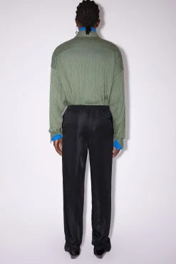 Figurnahe Hose