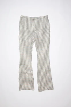 Figurnahe Hose