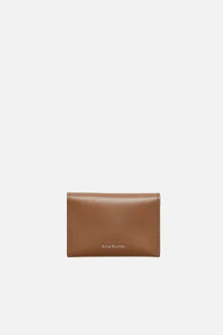 Gefaltetes Kartenetui