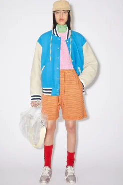 Gestreifte Shorts