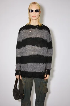 Gestreifter Pullover Im Used-Look