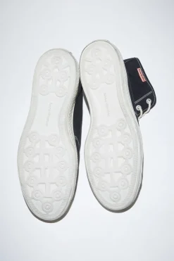 Hohe Sneakers