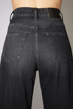 Jeans In Lockerer Passform