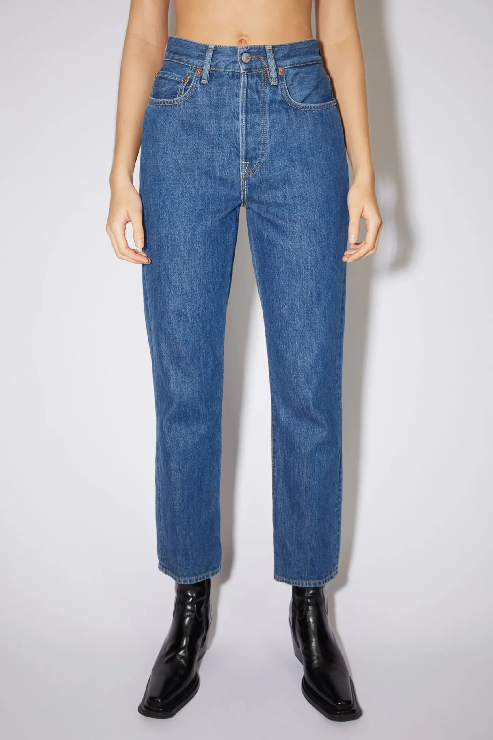 Jeans In Regularer Passform – Mece