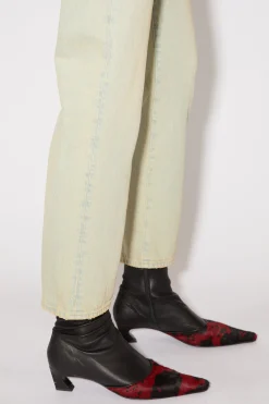 Jeans In Regularer Passform – Mece