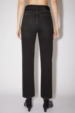 Jeans In Regularer Passform – Mece