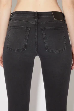 Jeans Mit Enger Passform – Climb