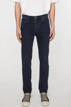 Jeans Mit Enger Passform – North