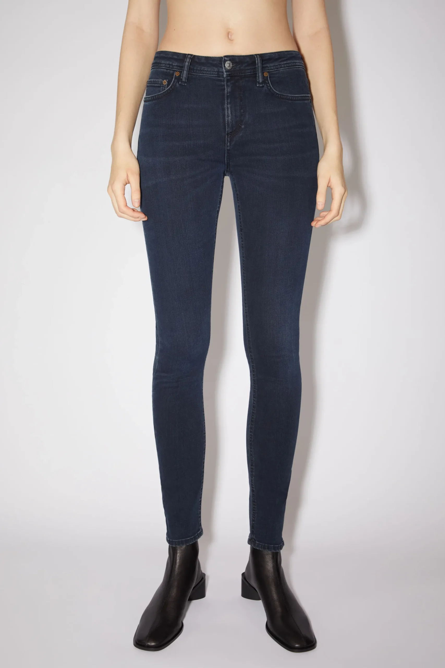 Jeans Mit Enger Passform – Climb
