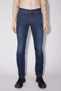 Jeans Mit Enger Passform – North