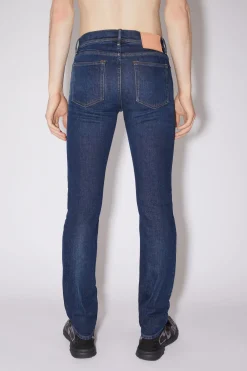 Jeans Mit Enger Passform – North