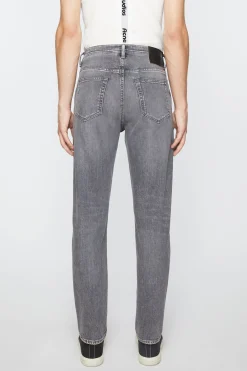 Jeans Mit Schmaler Passform – River