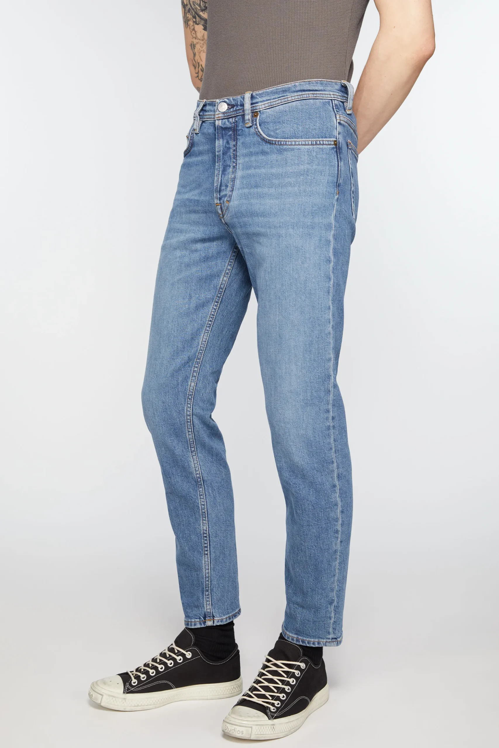 Jeans Mit Schmaler Passform – River