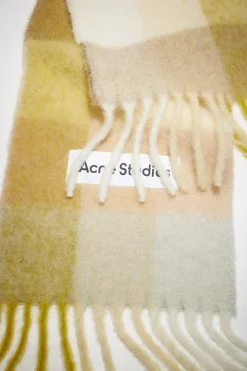 Karierter Fransen-Schal Aus Wolle
