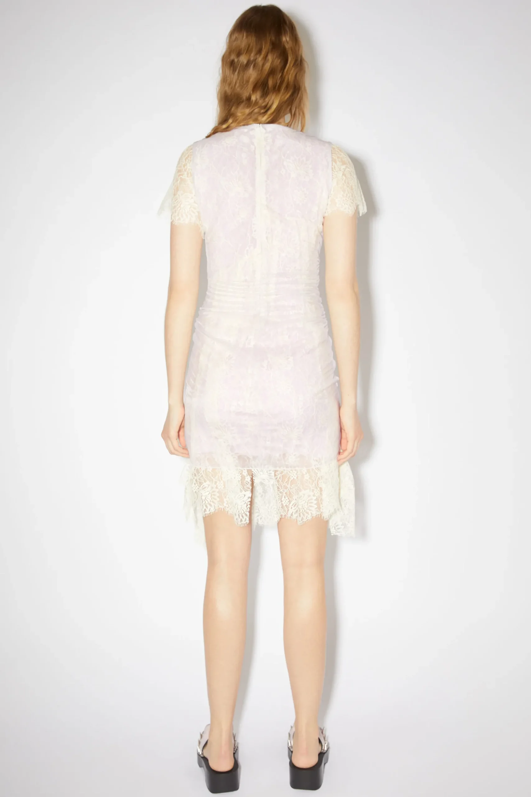 Kleid Mit Spitze Und Schleife