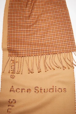 Kontrastierender Wollschal Mit Logo-Jacquardmuster