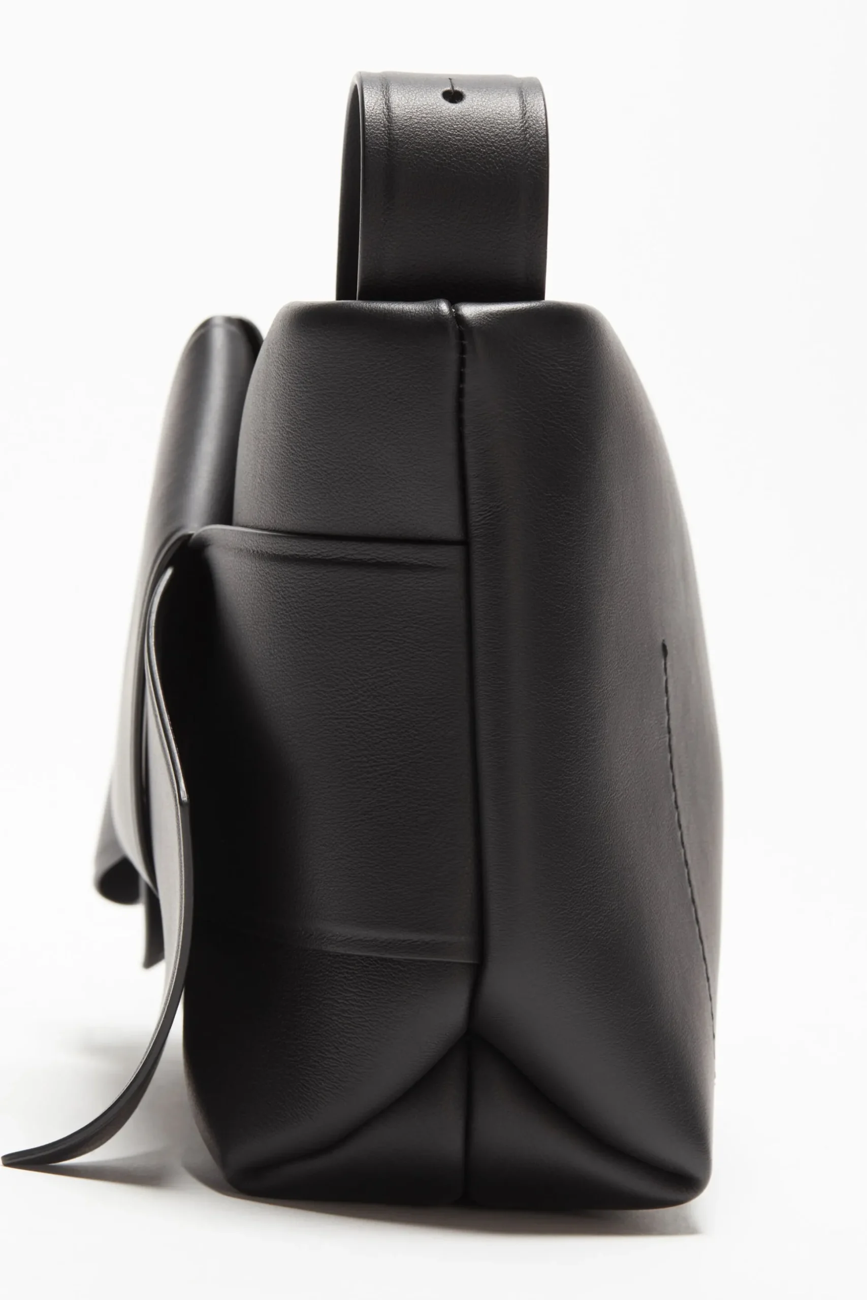 Musubi Schultertasche