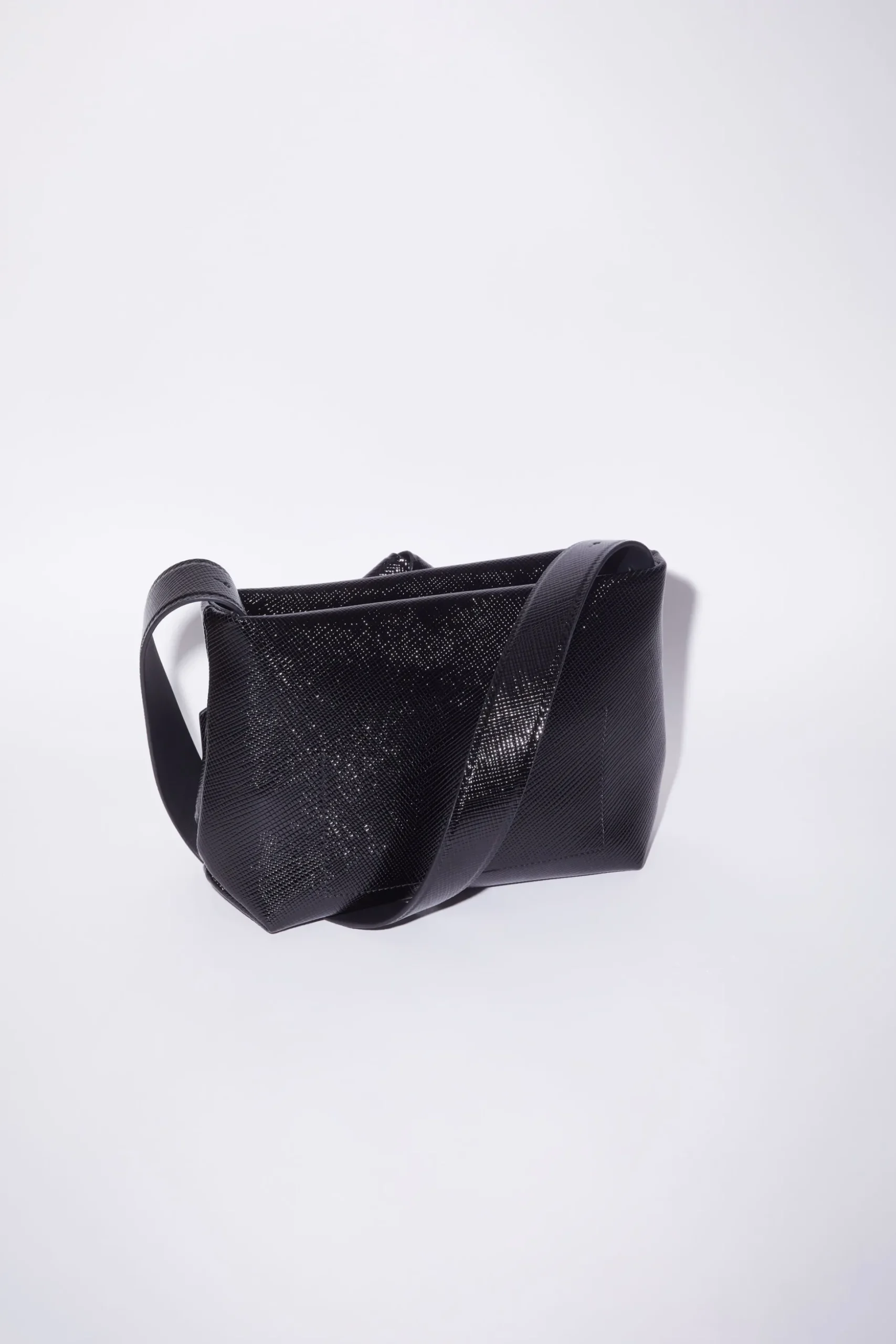Musubi Schultertasche