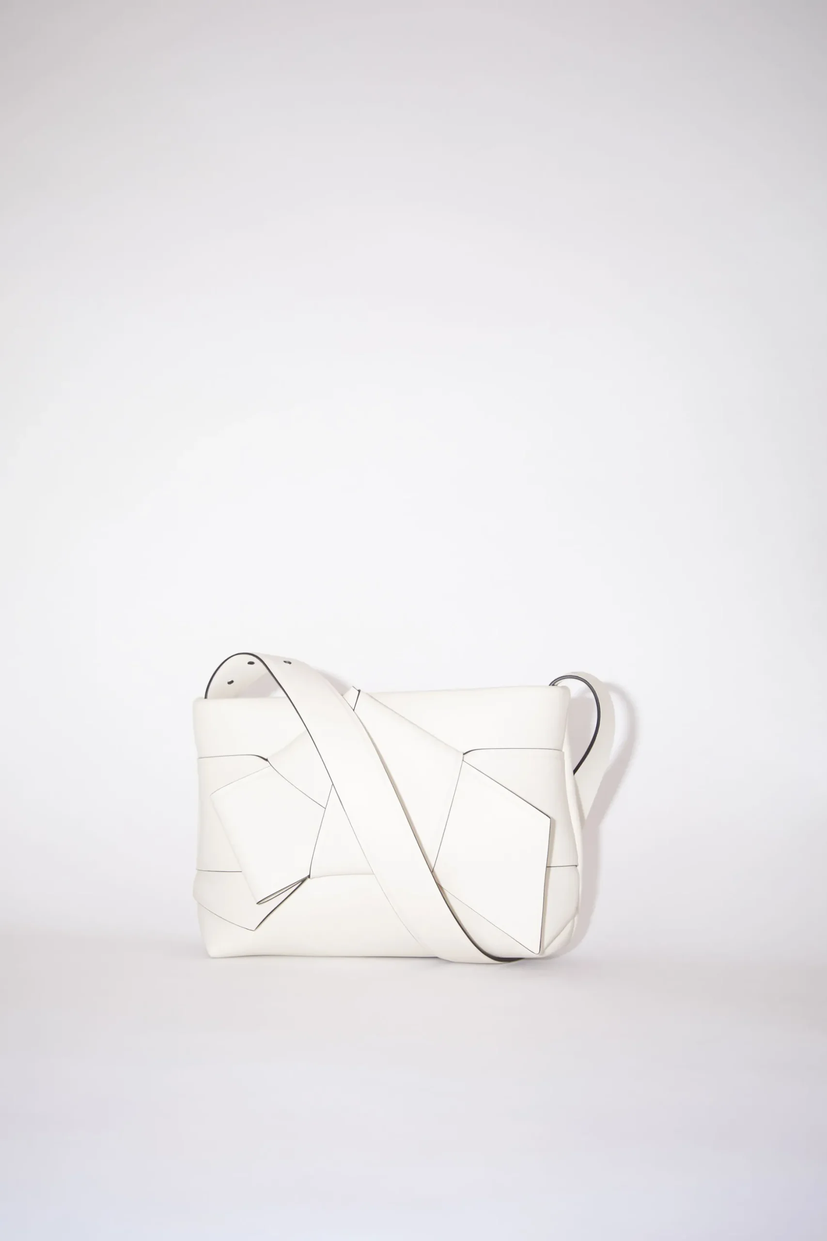 Musubi Schultertasche
