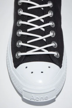 Niedrige Sneakers