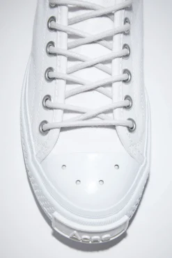 Niedrige Sneakers