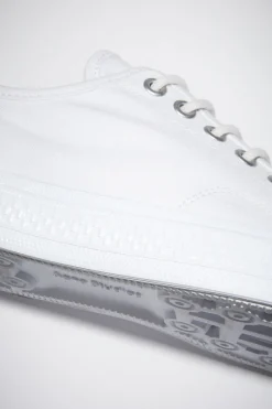 Niedrige Sneakers
