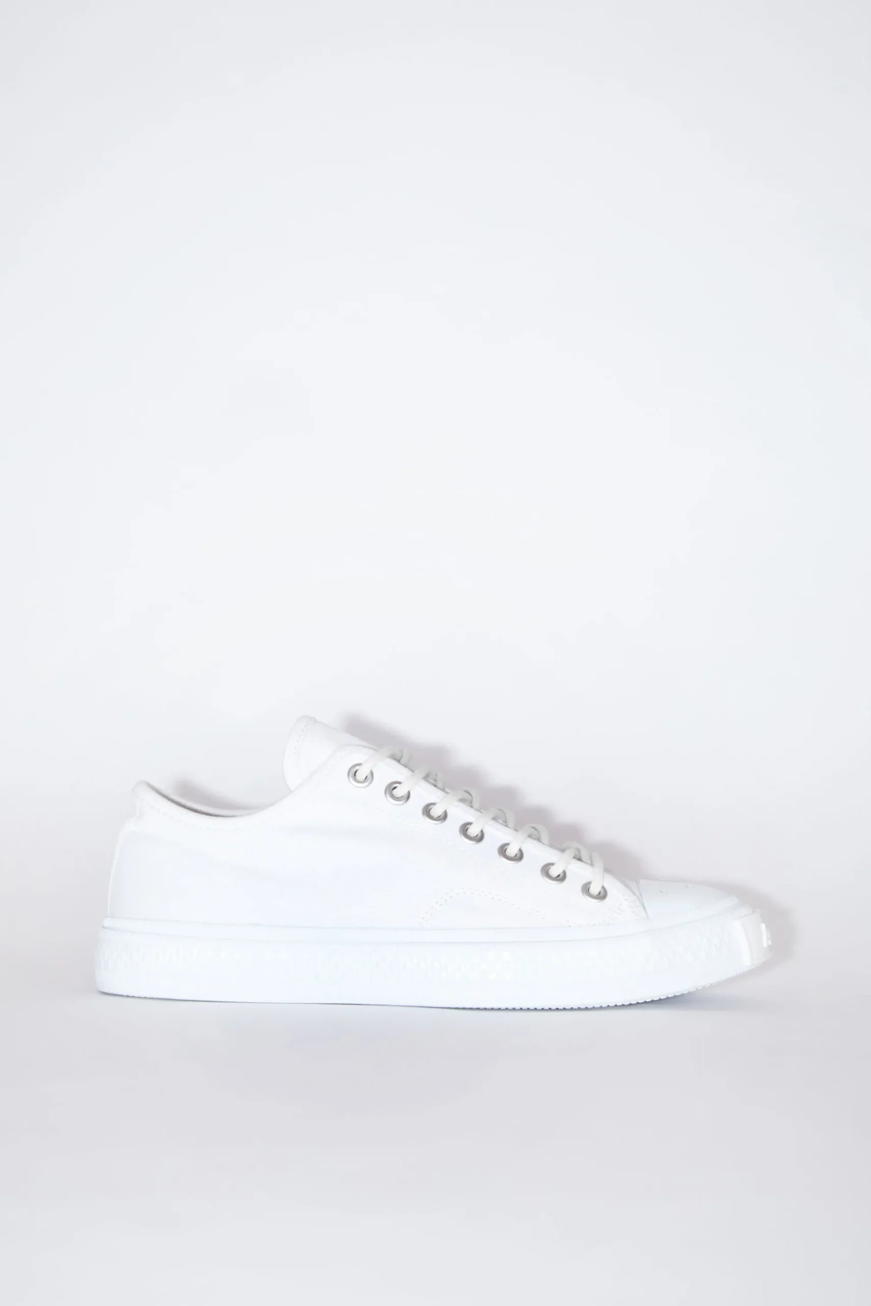 Niedrige Sneakers