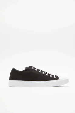 Niedrige Sneakers