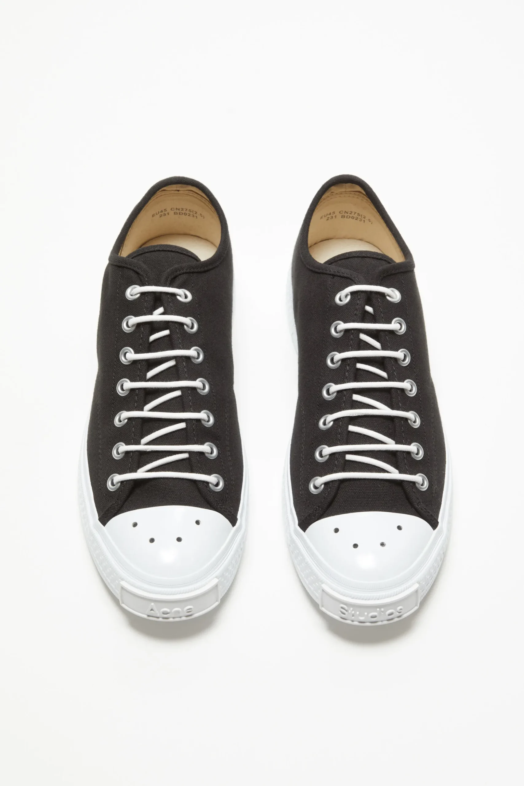 Niedrige Sneakers