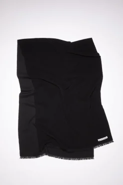 Oversized-Schal Aus Leichter Wolle