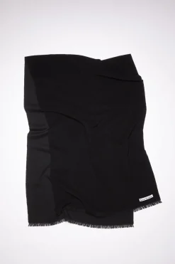 Oversized-Schal Aus Leichter Wolle