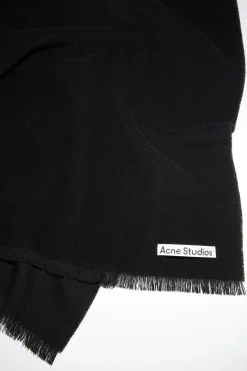 Oversized-Schal Aus Leichter Wolle
