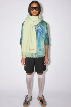 Oversized-Wollschal Mit Fransen