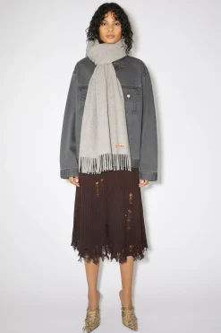 Oversized-Wollschal Mit Fransen