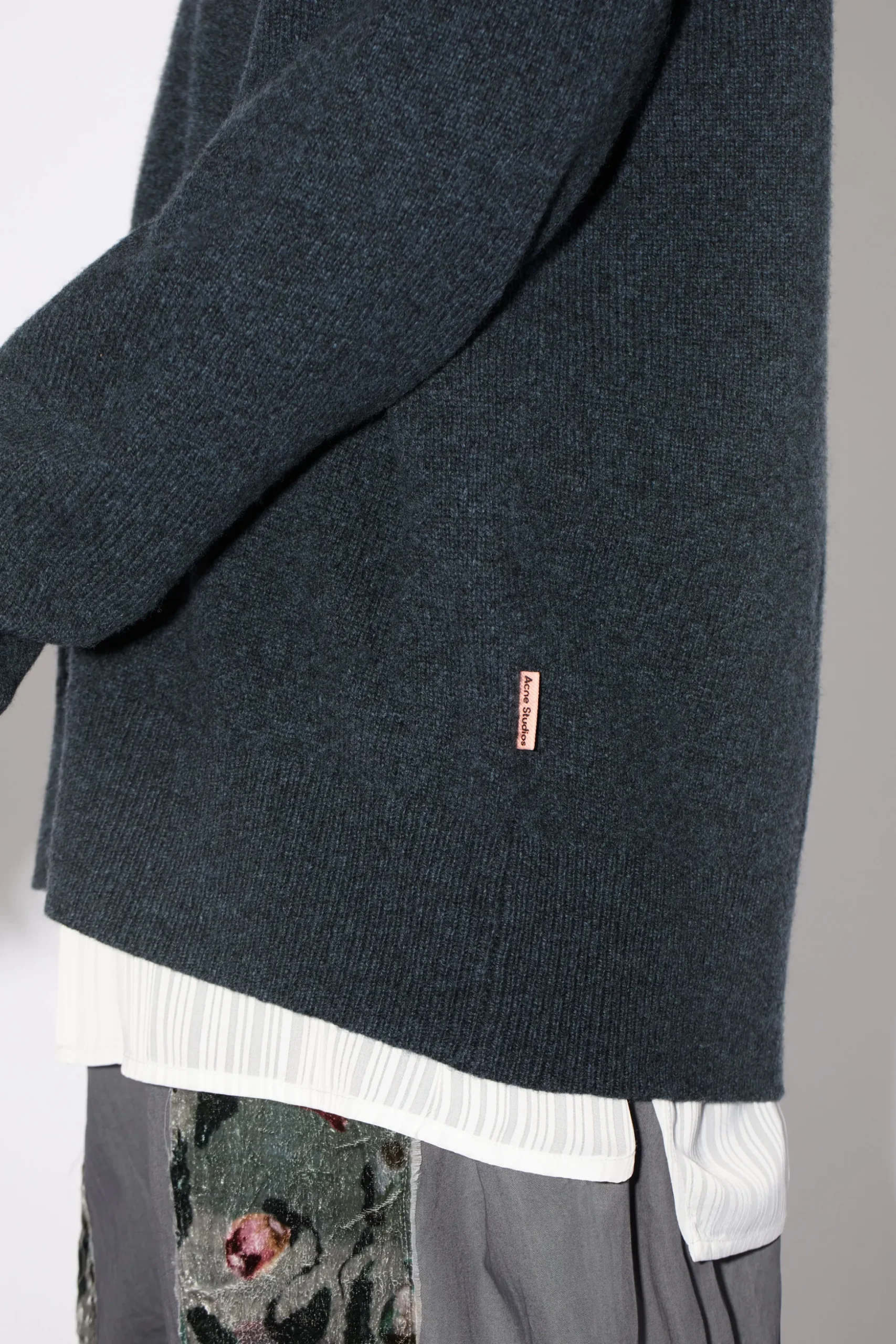 Pullover Aus Wolle Und Cashmere Mit V-Ausschnitt