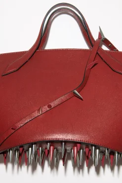 Schultertasche Mit Spikes