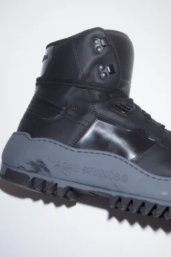 Sneaker Aus Leder Zum Schnuren Am Knochel