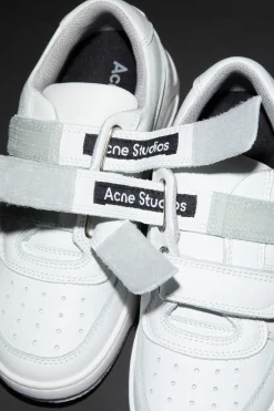 Sneakers Mit Klettverschluss