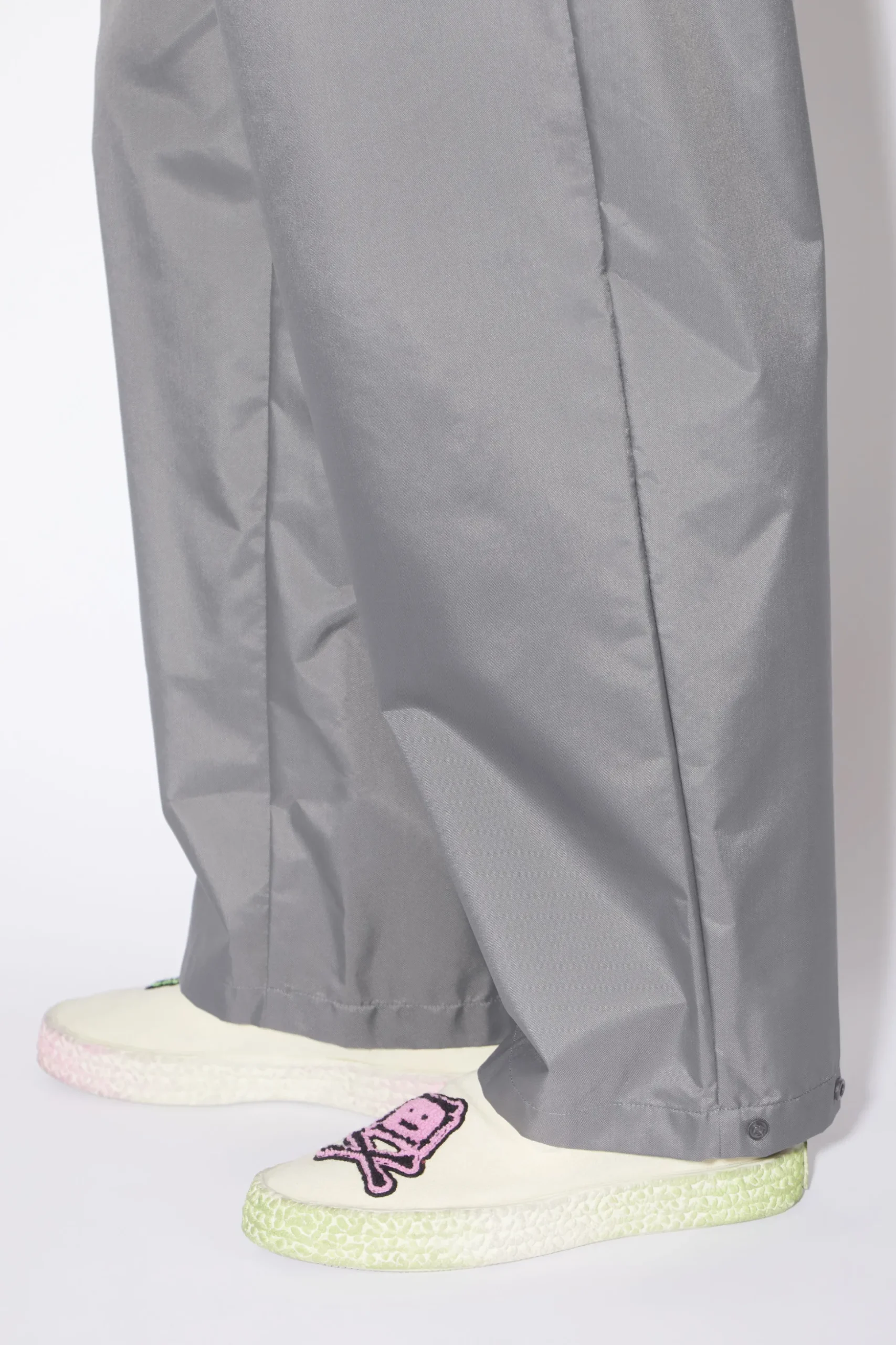 Sweatpants Mit Face-Aufnaher