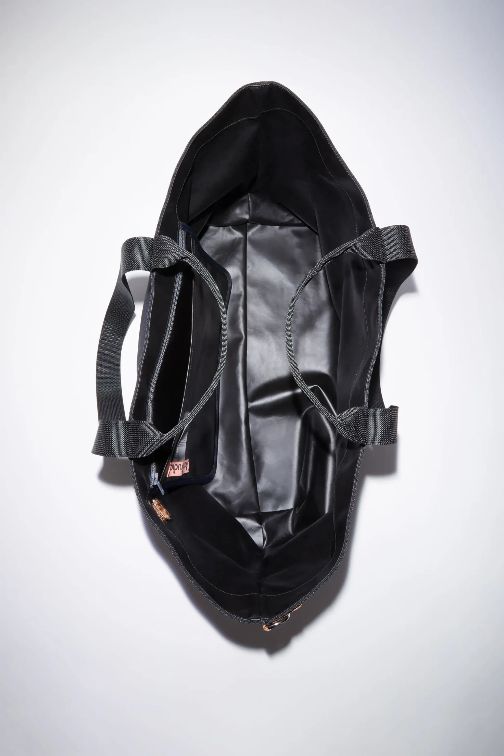 Tote Aus Nylon